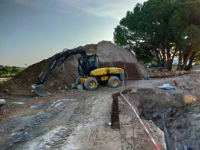 Ralisation dun terrassement  Cannes